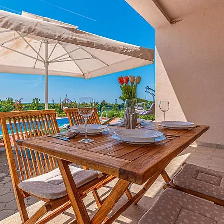 Villa Barbara Pakovo Selo