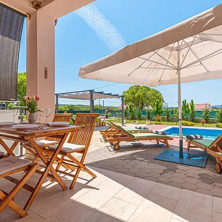 Barbara * Pakovo Selo