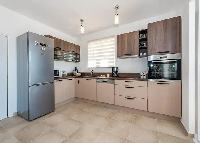 Barbara * Pakovo Selo